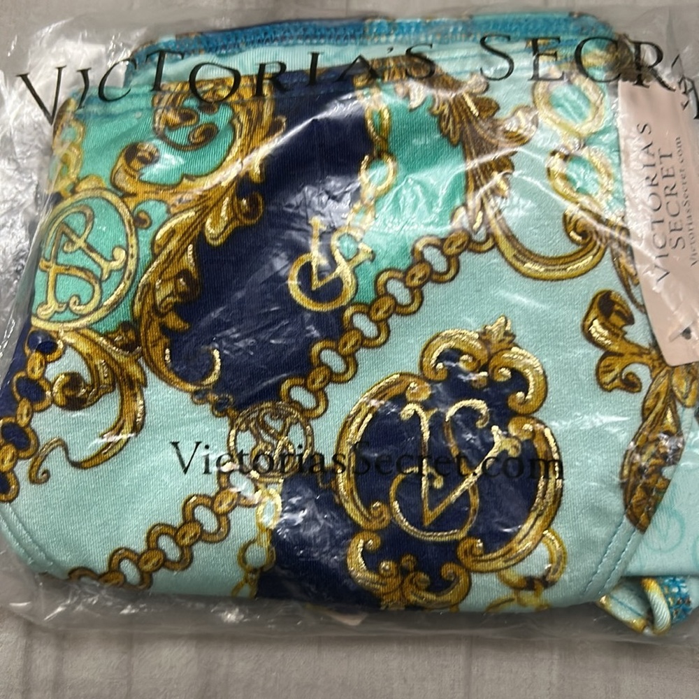 Victoria's Secret Royal Blue Jeweled Bikini Top NWT - Picture 7 of 7